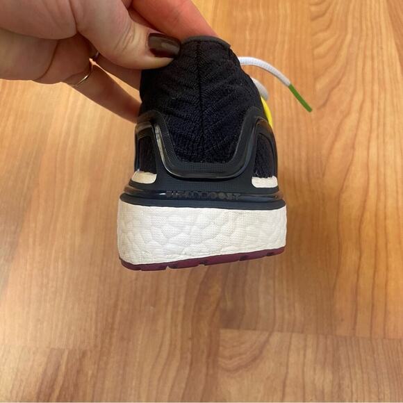 Adidas by Stella McCartney. Style G1568. Women's running sneaker in US 7.5 - Picture 14 of 16